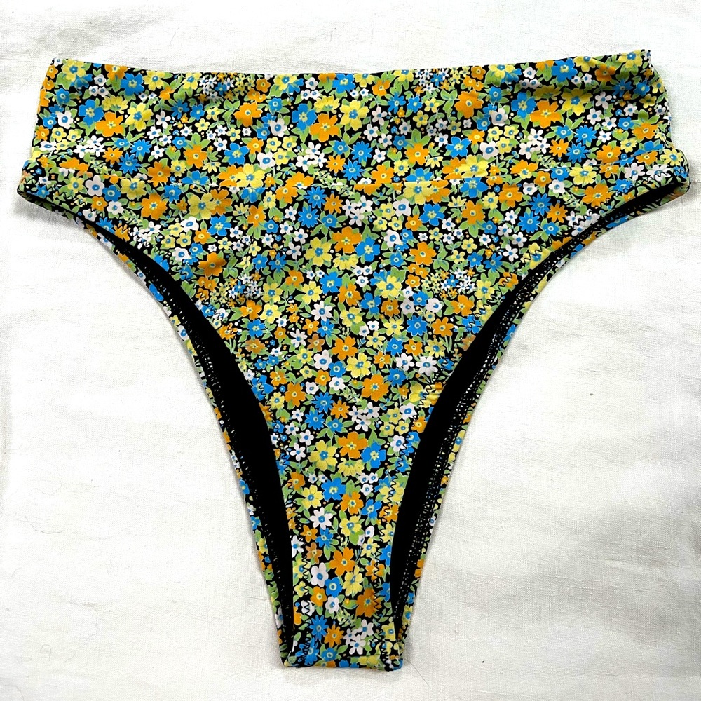 Rhythm Swimwear High-Waisted Bottom Small